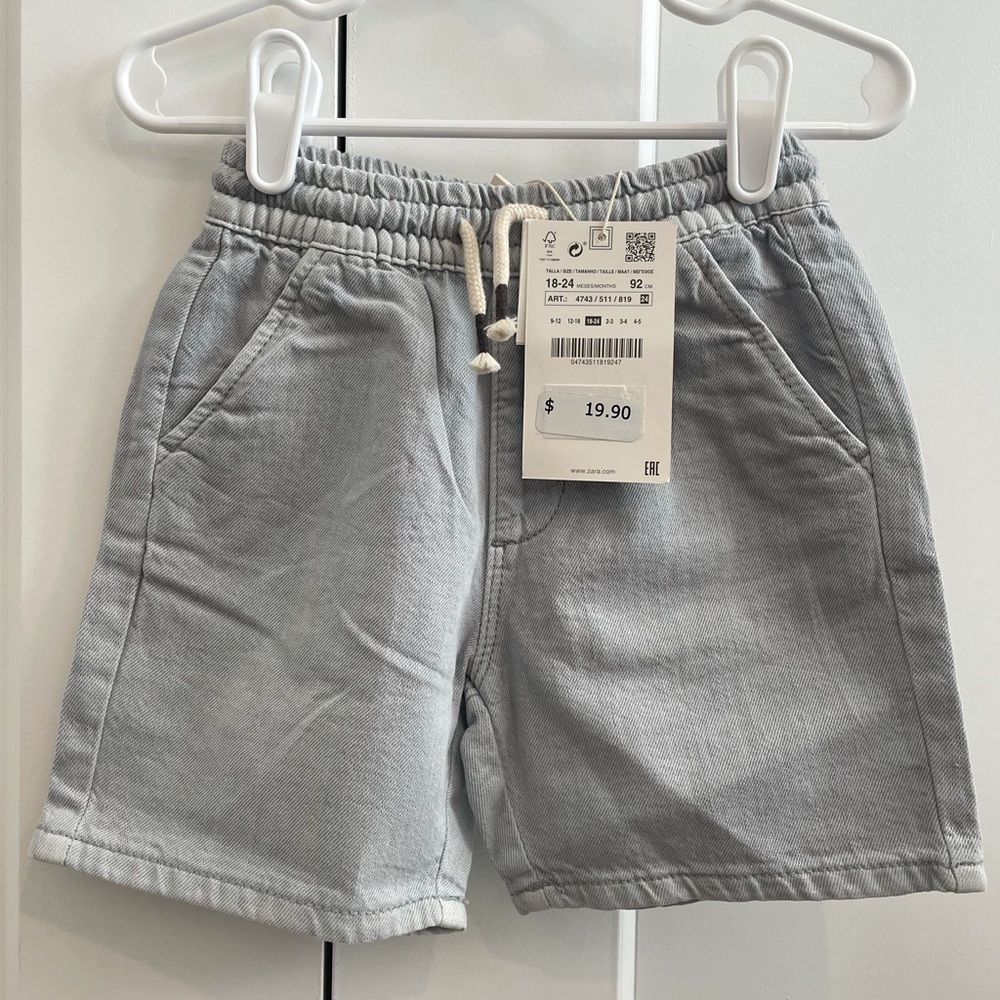 NWT Zara light blue-gray denim elastic waistband shorts  Size 18-24M